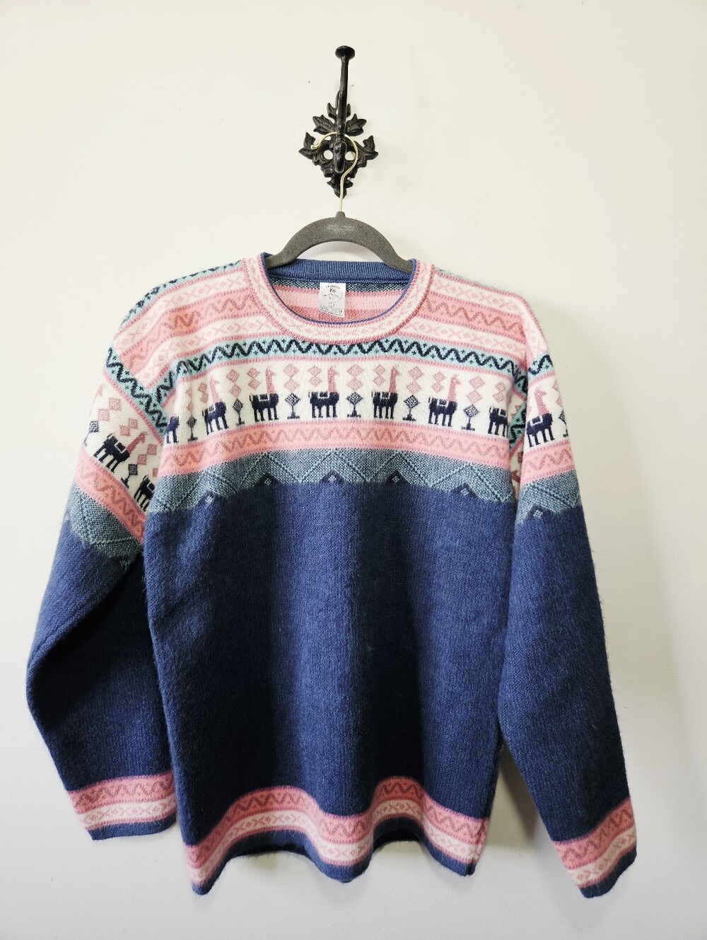 Tejidos Alpaca Crew Neck Sweater Size L 100% Wool Pink Blue Fair Isle Style EUC